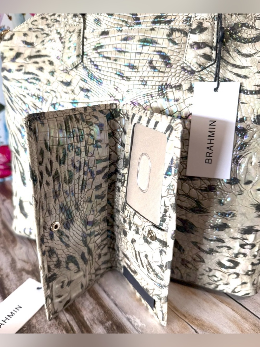 Last 1 NWT BRAHMIN LARGE DUXBURY OBSESSION Animal Print & Wallet Leopard Cheetah - Picture 6 of 16